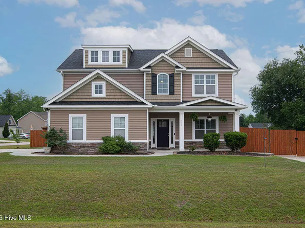 114 Bellchase Drive, Jacksonville, NC 28540