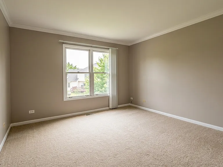 1925 Danube Way — Photo 13