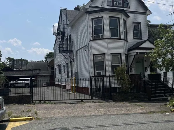 88-90 Lafayette St, Paterson, NJ 07501