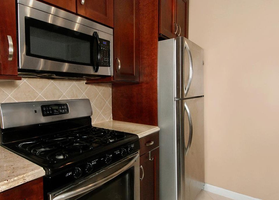 2nd image of 301 E 64th St APT 7E