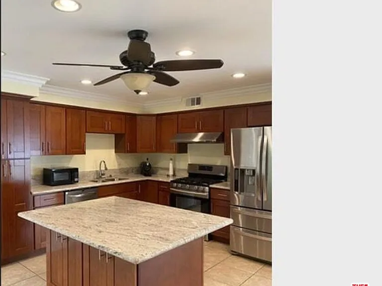 8120 Winsford Ave — Photo 12