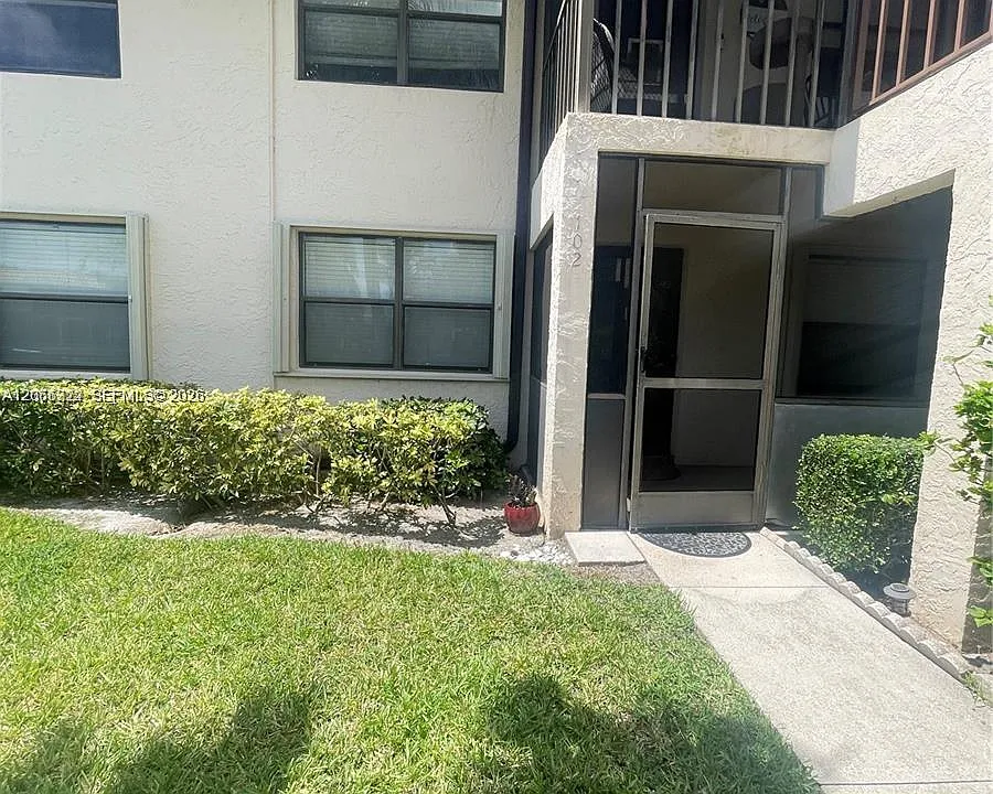 7250 Golf Colony Ct #102