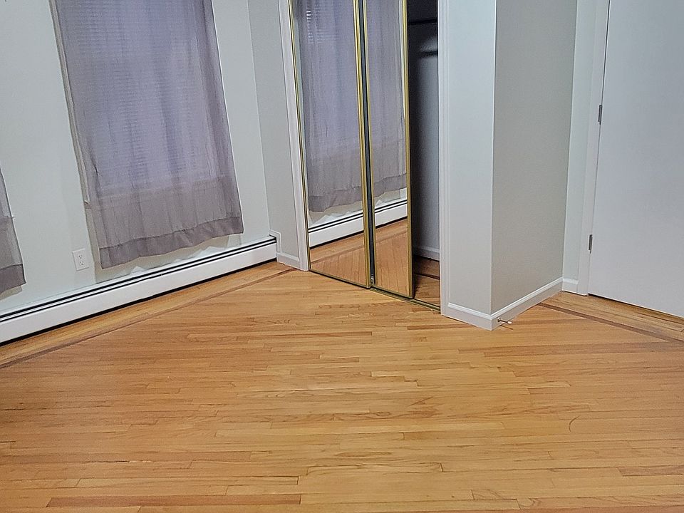 1st image of 854-856 Sheridan Ave #1