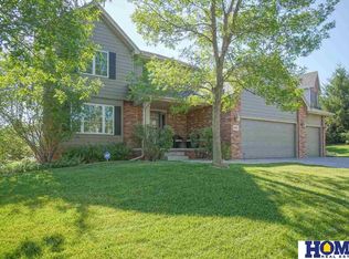 6108 S 94th St, Lincoln, NE 68526