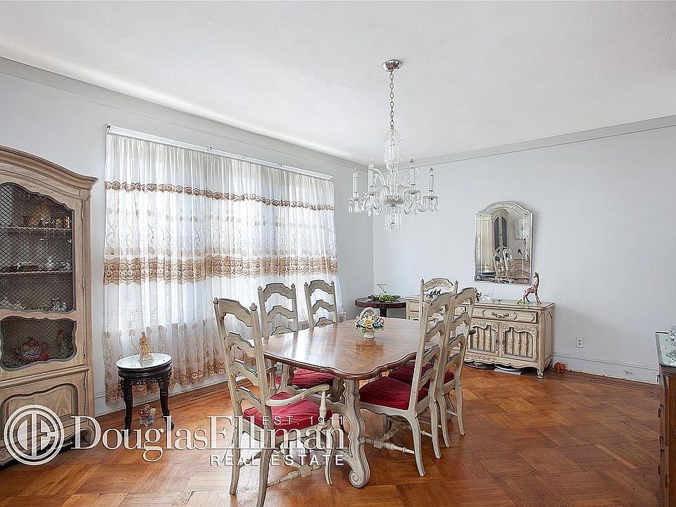 1st image of 2522 Avenue House