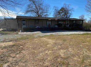 172 Humming Bird Ln, Comer, GA 30629