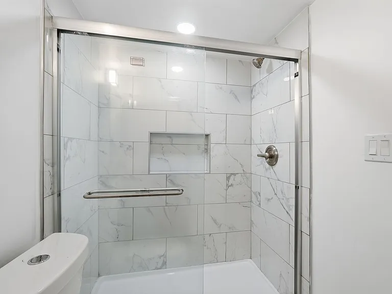 568 Hale Ave — Photo 60