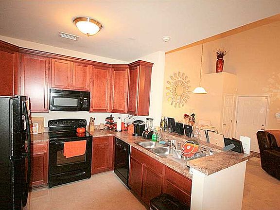 2nd image of 459 Old Colonial Way Unit 304
