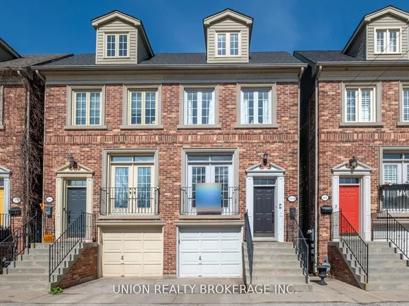 59D Woodbine Ave, Toronto, ON M4L 3P1