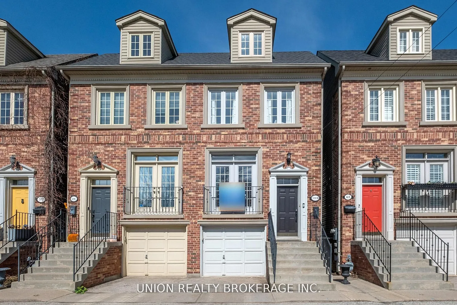 59D Woodbine Ave photo 1