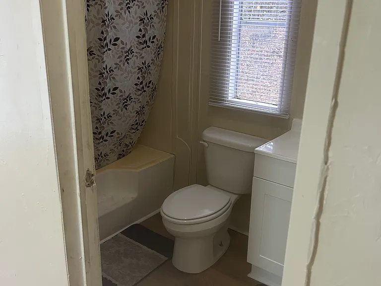 142 Industrial Dr #D9 — Photo 12
