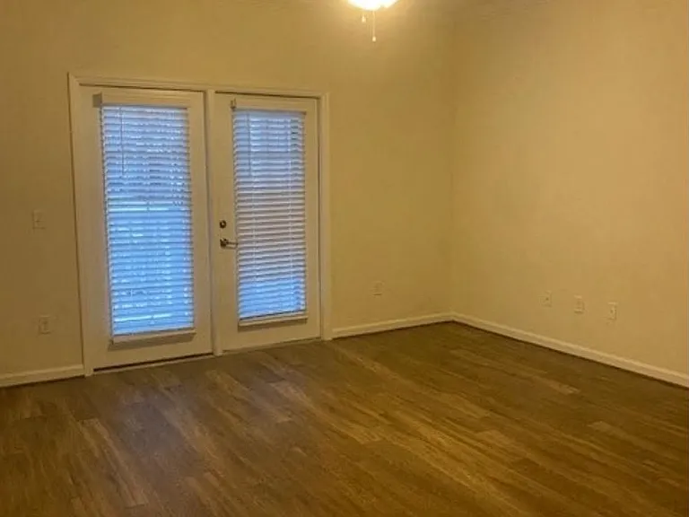 Clairmont at Jolliff Landing — Photo 66