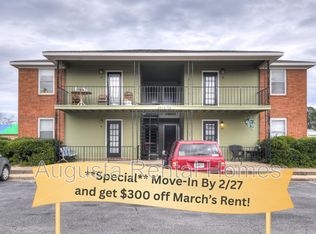 2573 1/2 Tobacco Rd APT B, Hephzibah, GA 30815