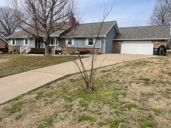 803 Hickory Street, Cassville, MO 65625