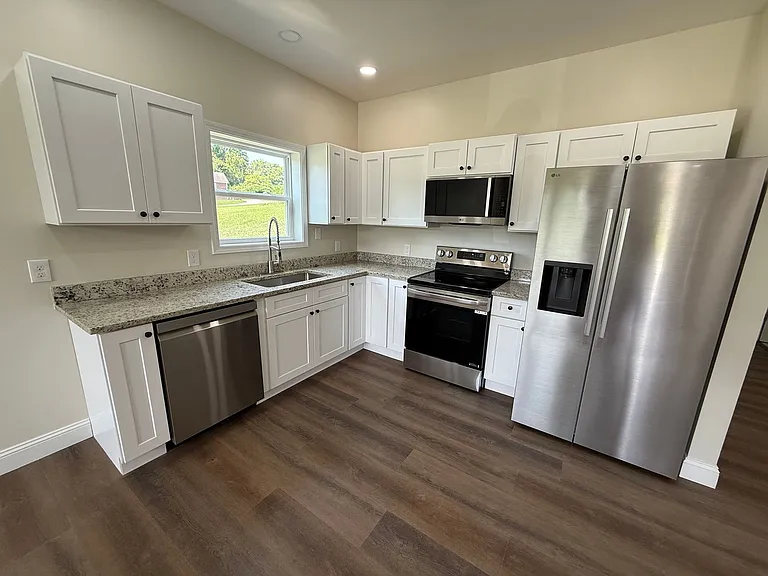 1355 Joe Stephens Rd — Photo 5