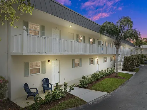 900 Jasmine Ln #10A Photo 1