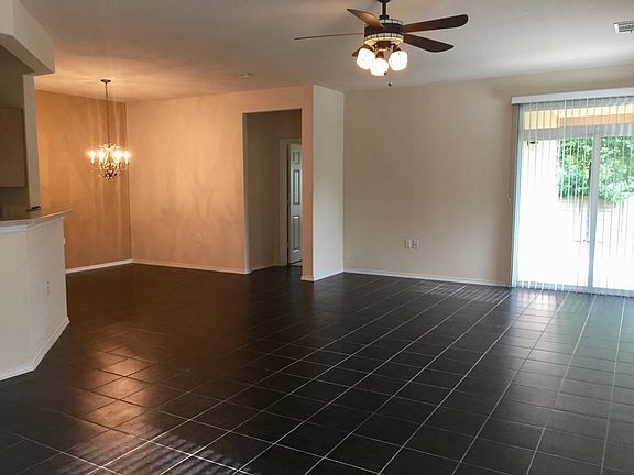 4th image of 316 Portsmouth Dr