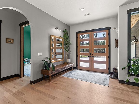 4th image of 7617 S Cedar Rd