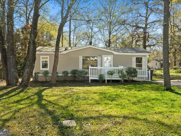 351 Hemlock Ln, Locust Grove, GA 30248