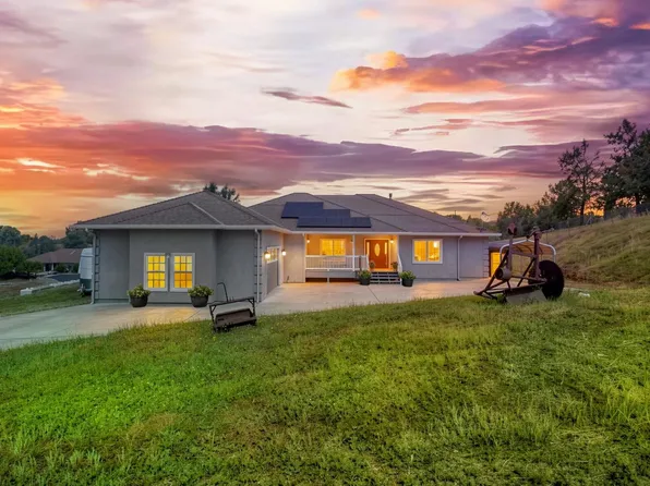 6554 Usher Dr, Valley Springs, CA 95252