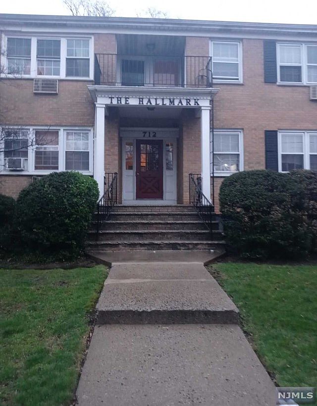 712 Cedar Ln APT 1, Teaneck, NJ 07666 Zillow