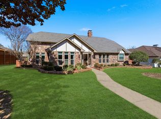 1809 Lake Crest Ln, Plano, TX 75023