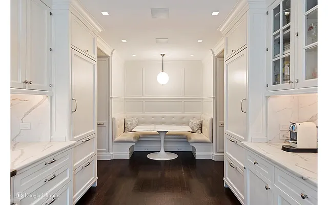 Sold by Douglas Elliman | media 22