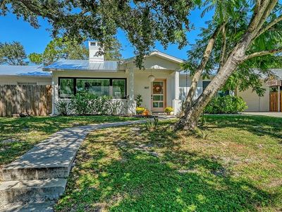 887 Patterson Dr, Sarasota, FL, 34234