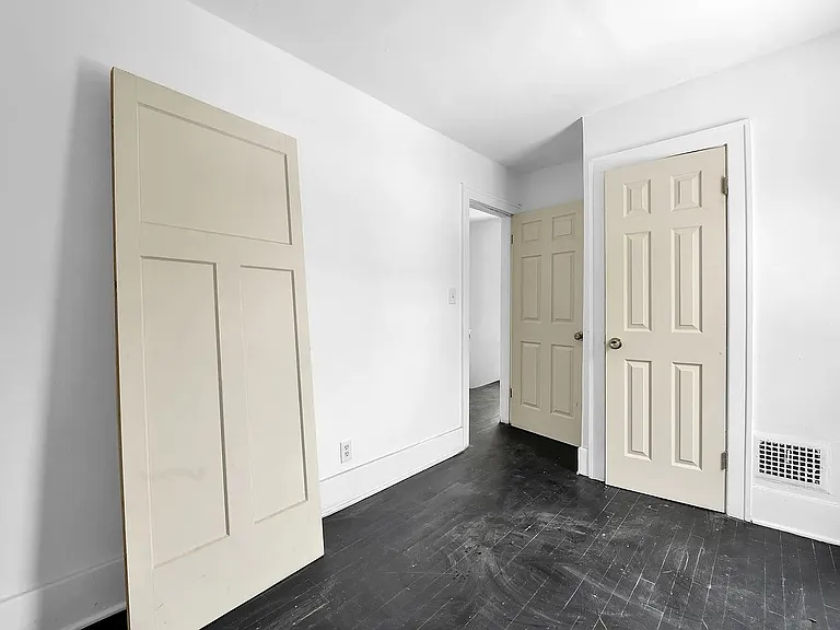 15906 Alden St — Photo 9