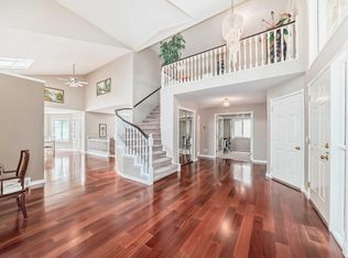 1405 Shawnee Rd SW, Calgary, AB T2Y2T1