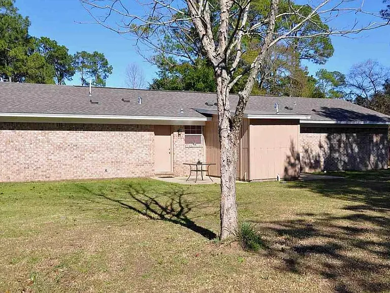 1205 Pinnacle Cir #B — Photo 9