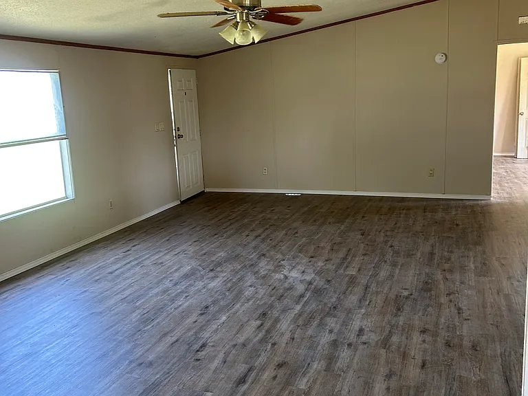 239 Cedar Dr — Photo 17