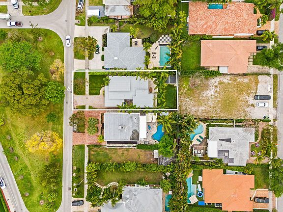 4th image of 1004 SE 11th Street