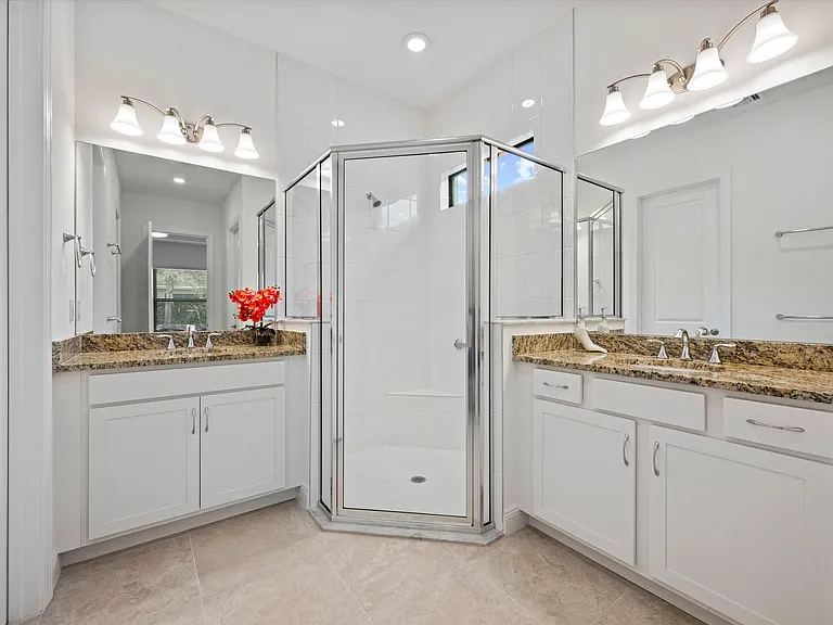 5409 Santa Rosa Ln — Photo 20