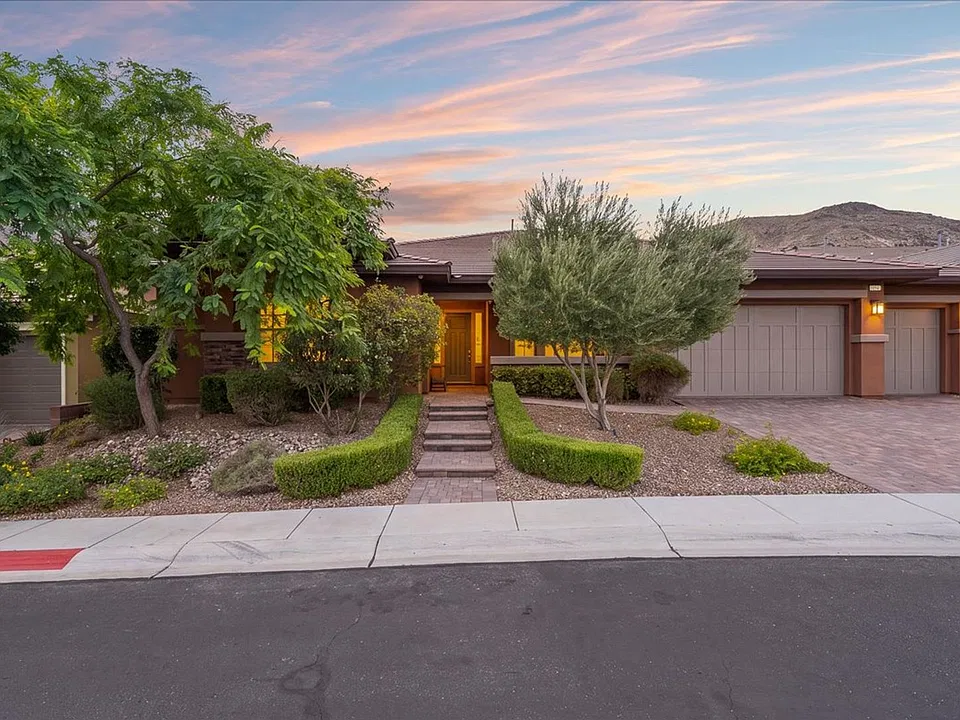 10543 Everhart Bay Dr