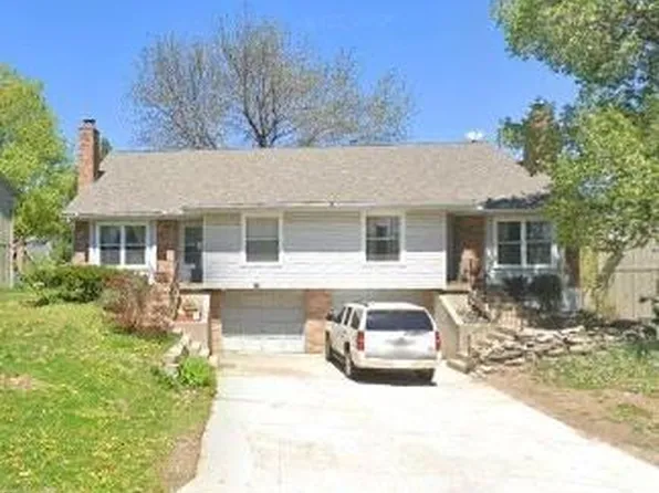 9710 W 83rd Ter, Overland Park, KS 66212