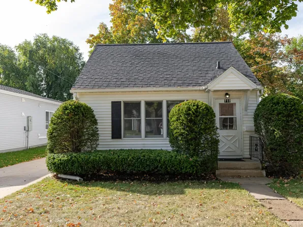 712 10th St SE, Rochester, MN 55904