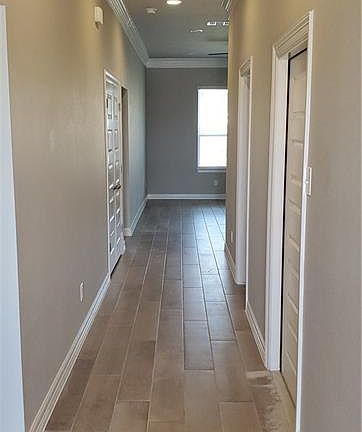 2nd image of 108 Everett Ct #B