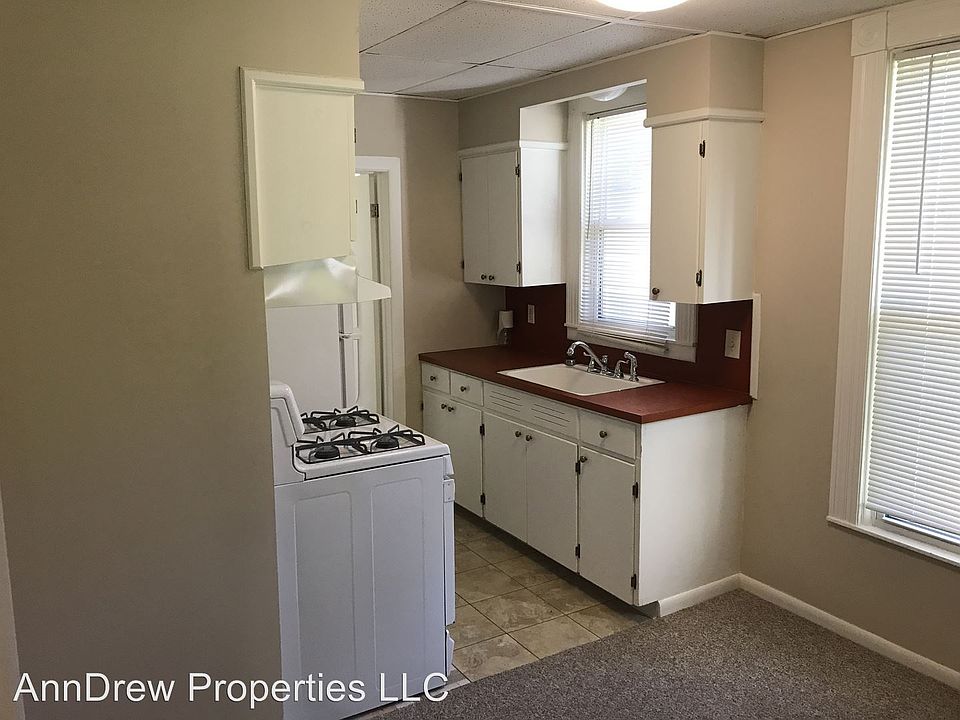 1st image of 3104 Coit Ave NE APT 1