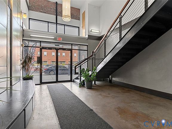 3rd image of 1333 W Broad St #U311