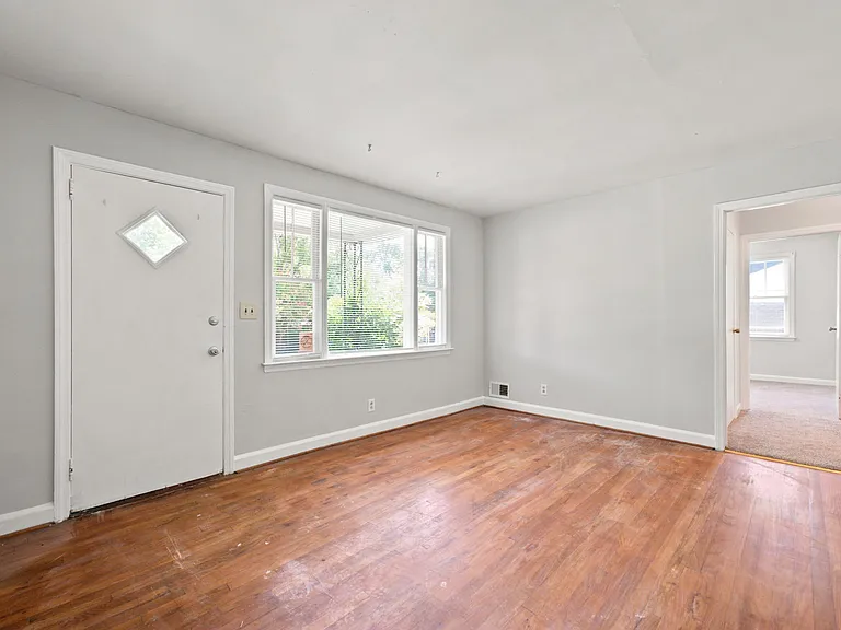 3604 Hydrangea St — Photo 3