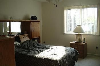 4th image of 1668 Rose Ln #18