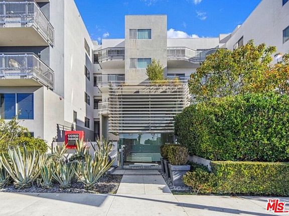 3rd image of 1700 Sawtelle Blvd #Penthouse 13