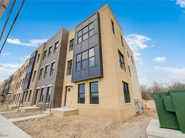 11222 N Park Pl #S/l-30, Cleveland, OH 44104