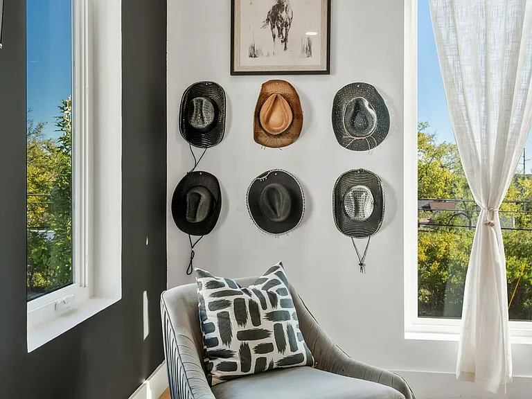 Reading Area
