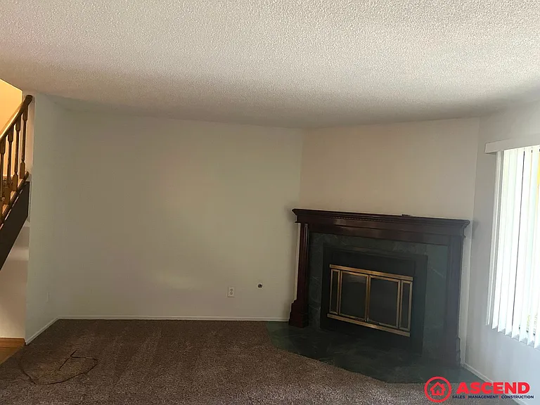 1001 Mohawk St #13 — Photo 4