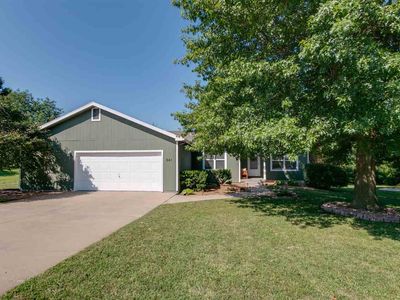 841 Davis Dr, Manhattan, KS, 66502