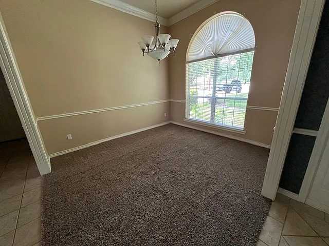 3 bed, 2093 sqft, $2,345 — Photo 4