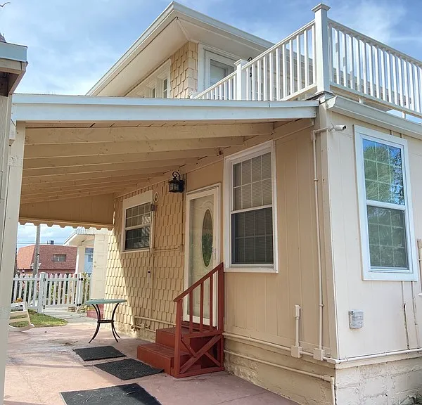 628 N Halifax Ave — Photo 24