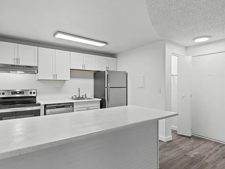 Brix Apartments — Photo 21